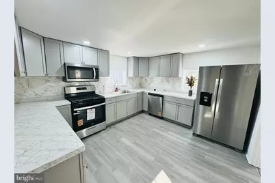 725 E Pine Street, Millville, NJ 08332 - Photo 7