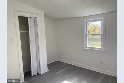 725 E Pine Street, Millville, NJ 08332 - Photo 25