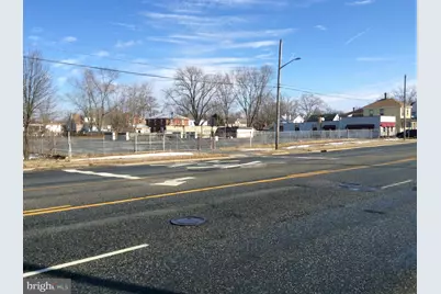 520 E Chestnut Avenue, Vineland, NJ 08360 - Photo 1