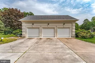 1880 Brookfield St, Vineland, NJ 08361 - Photo 9