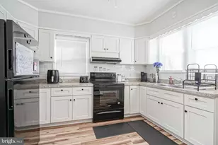 1009 Hamilton Dr, Vineland, NJ 08360 - Photo 9