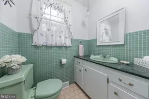 271 Beacon Ave, Vineland, NJ 08360 - Photo 35