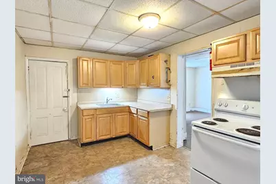 502 E Main Street, Millville, NJ 08332 - Photo 17