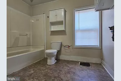 502 E Main Street, Millville, NJ 08332 - Photo 25