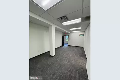 1051 W Sherman Avenue, Vineland, NJ 08360 - Photo 9