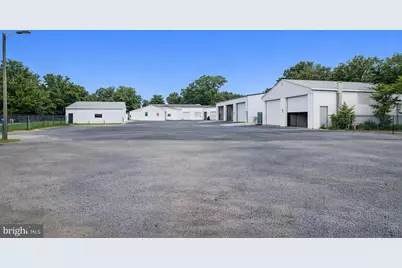 116 W Almond Street, Vineland, NJ 08360 - Photo 5