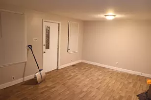 400 W Green Street W, Millville, NJ 08332 - Photo 5