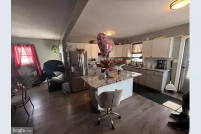 117 W Foundry Street, Millville, NJ 08332 - Photo 5
