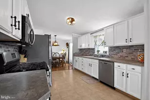 1616 Pennsylvania Ave, Vineland, NJ 08360 - Photo 13