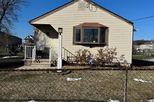 420 W Wood St, Vineland, NJ 08360 - Photo 1