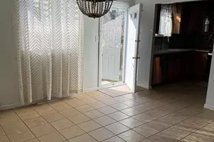 420 W Wood St, Vineland, NJ 08360 - Photo 5