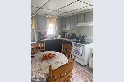 204 W Main Street #2ND FLOOR, Millville, NJ 08332 - Photo 1