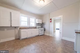 426 W Peach St, Vineland, NJ 08360 - Photo 5