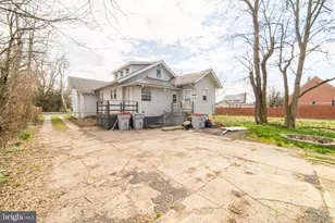 426 W Peach St, Vineland, NJ 08360 - Photo 13