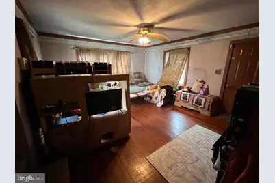 423 N 6th St, Millville, NJ 08332 - Photo 5