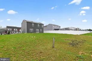 913 MacArthur Dr, Bridgeton, NJ 08302 - Photo 37