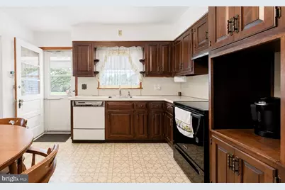 724 S Myrtle Street, Vineland, NJ 08360 - Photo 9