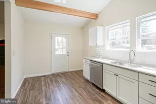 105 Oxford St, Vineland, NJ 08360 - Photo 5