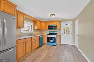 332 Maple St, Millville, NJ 08332 - Photo 3