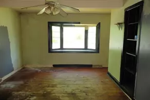28 Main St, Bridgeton, NJ 08302 - Photo 9