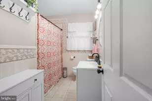 1786 Washington Ave, Vineland, NJ 08361 - Photo 13