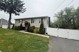 35 Longview Dr, Bridgeton, NJ 08302 - Photo 1