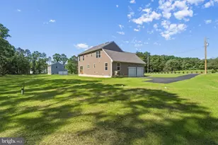 211 Hogbin Rd, Millville, NJ 08332 - Photo 41