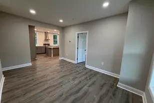 380 W Weymouth Rd, Vineland, NJ 08344 - Photo 3