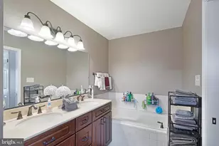 2100 Frederick Ct, Vineland, NJ 08361 - Photo 29