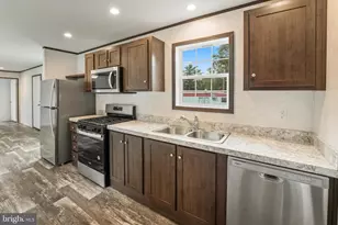 1811 N Delsea Dr, Vineland, NJ 08360 - Photo 11