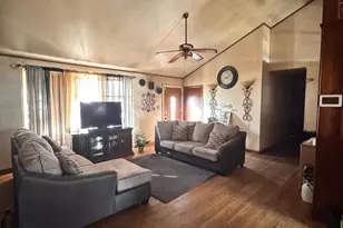 763 E Commerce St, Bridgeton, NJ 08302 - Photo 3