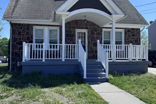 715 E Oak St, Millville, NJ 08332 - Photo 1
