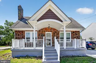 715 E Oak St, Millville, NJ 08332 - Photo 1