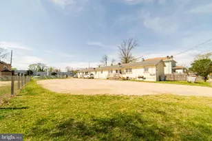323 W Peach St, Vineland, NJ 08360 - Photo 1