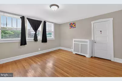 210 E Mulberry Street, Millville, NJ 08332 - Photo 17