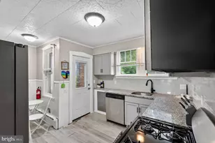 210 E Mulberry St, Millville, NJ 08332 - Photo 13