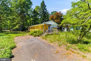 225 Robin Rd, Millville, NJ 08332 - Photo 1