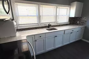 216 W McNeal St, Millville, NJ 08332 - Photo 7