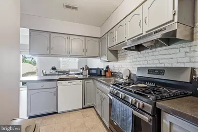 1964 E Oak Road #H2, Vineland, NJ 08361 - Photo 15