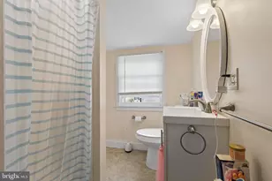 42 S State St, Vineland, NJ 08360 - Photo 29