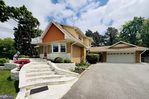 703 S Valley Ave, Vineland, NJ 08360 - Photo 1