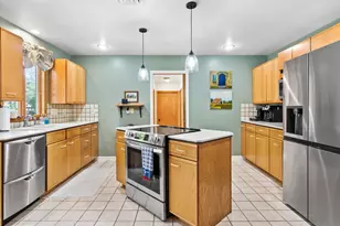 1302 Goldfinch Ln, Millville, NJ 08332 - Photo 9
