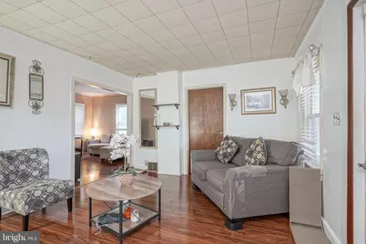 218 W Park Avenue, Vineland, NJ 08360 - Photo 5
