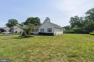 957 Golda Ln, Vineland, NJ 08361 - Photo 5