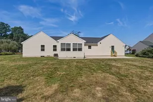 957 Golda Ln, Vineland, NJ 08361 - Photo 7