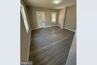 300 W Foundry Street, Millville, NJ 08332 - Photo 3