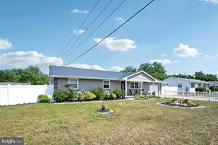 1035 Swenlin Dr, Vineland, NJ 08360 - Photo 3