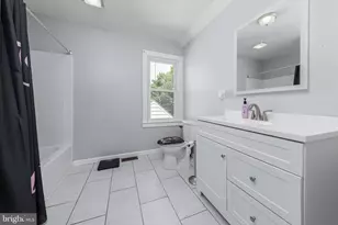 221 Hampton St, Bridgeton, NJ 08302 - Photo 19