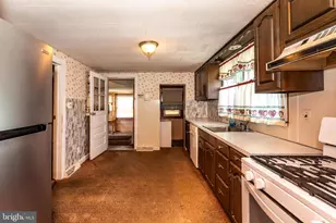 403 Henderson Ave, Millville, NJ 08332 - Photo 9