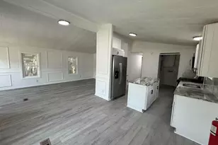 817 E Main St, Millville, NJ 08332 - Photo 7